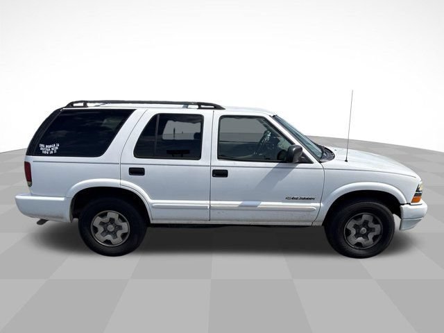 Used 2004 Chevrolet Blazer LS w/ Preferred Equipment Group AWD/4WD image 4