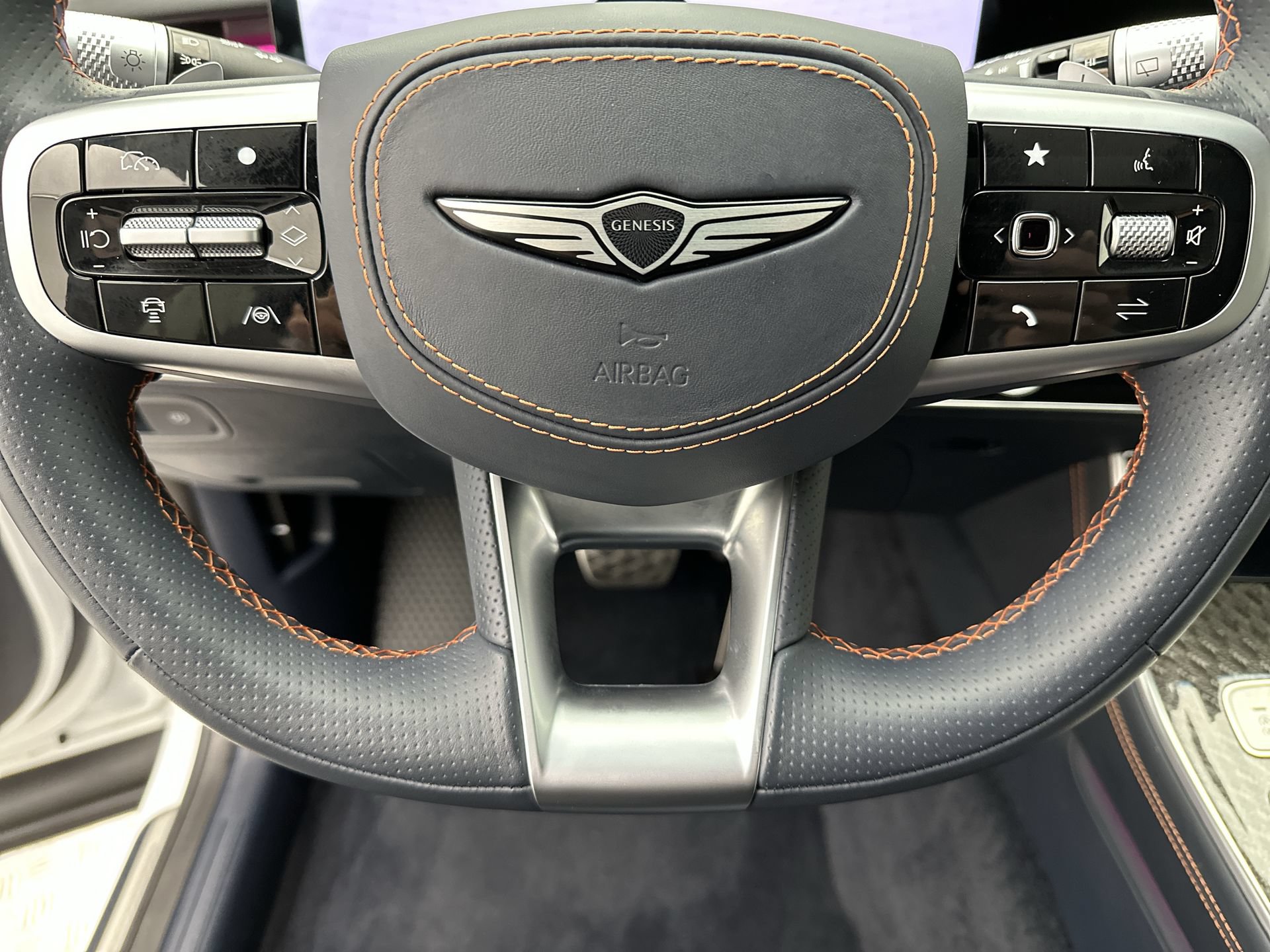Certified 2026 Genesis GV70 3.5T Sport Prestige AWD/4WD image 14