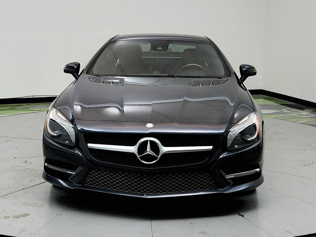 Used 2013 Mercedes-Benz SL 550 image 2