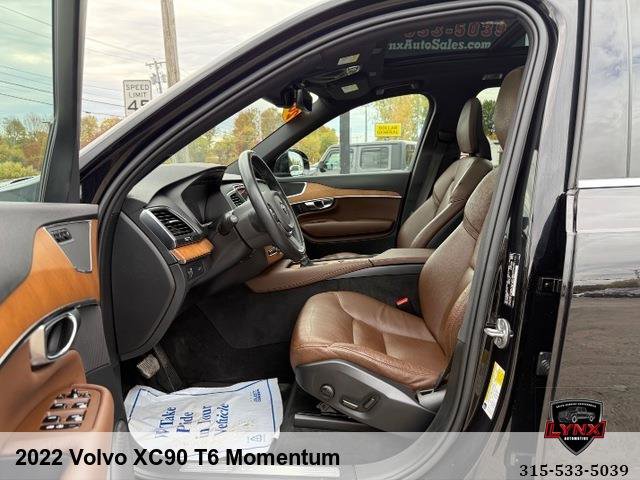 Used 2022 Volvo XC90 T6 Momentum image 28