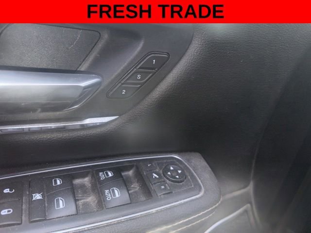 Used 2019 RAM 1500 Laramie w/ Sport Appearance Package image 9