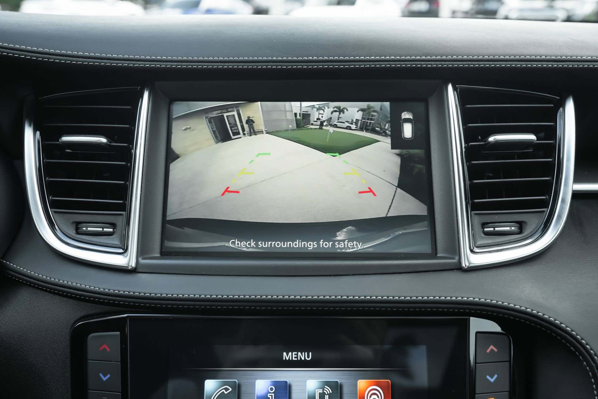 Used 2025 INFINITI QX50 Luxe image 11