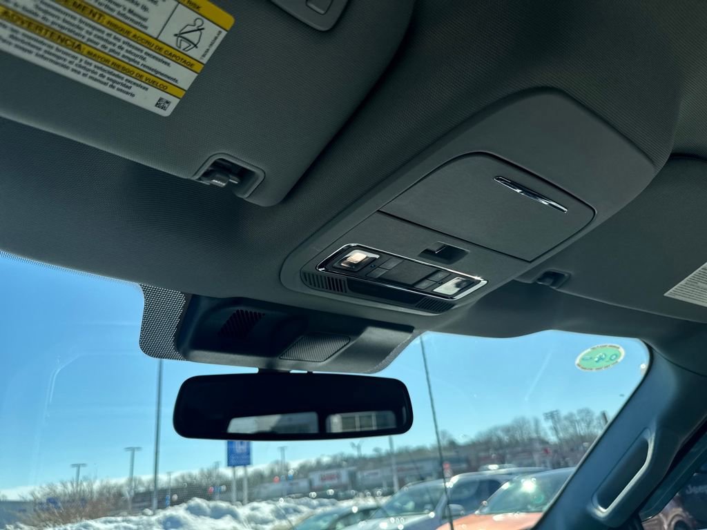 Used 2023 Ford F150 Lariat w/ FX4 Off-Road Package image 33