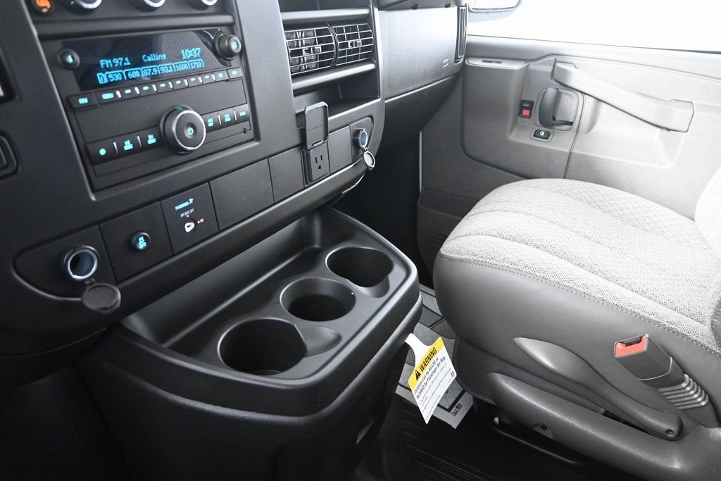 New 2026 Chevrolet Express 3500 Extended w/ Driver Convenience Package image 30