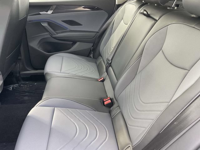 New 2026 Volkswagen Tiguan SE FWD image 22