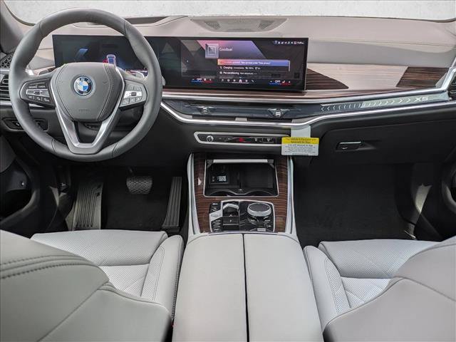 New 2026 BMW X5 xDrive50e AWD/4WD image 16