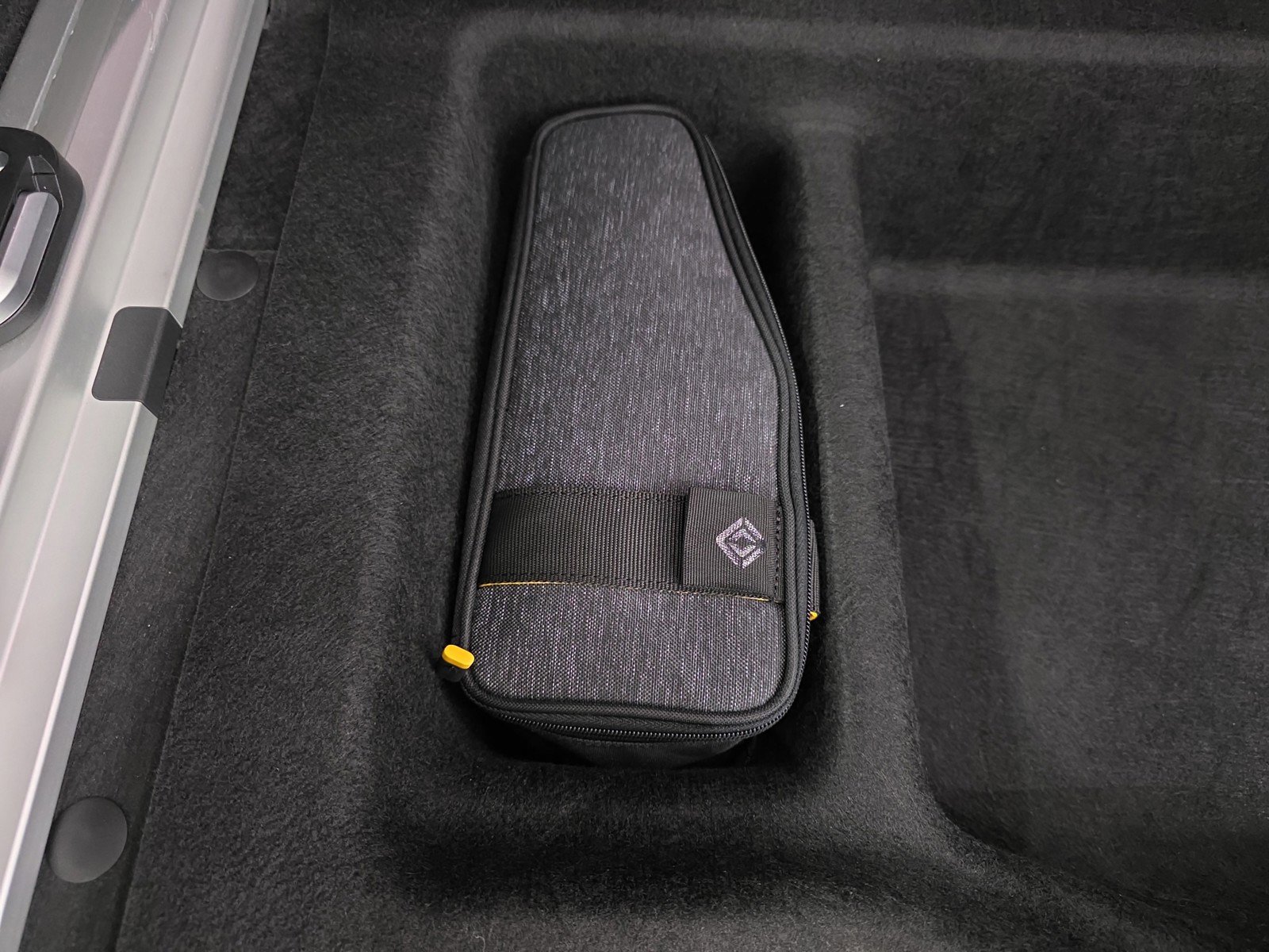 Used 2023 Rivian R1S Launch Edition image 34