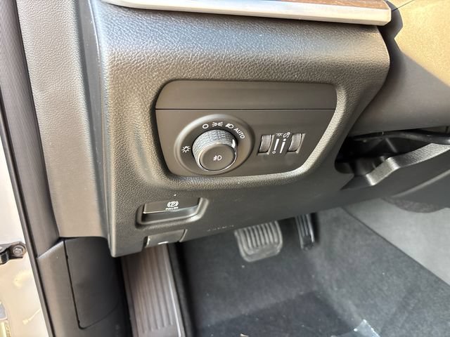New 2027 Jeep Grand Cherokee Limited AWD/4WD image 17