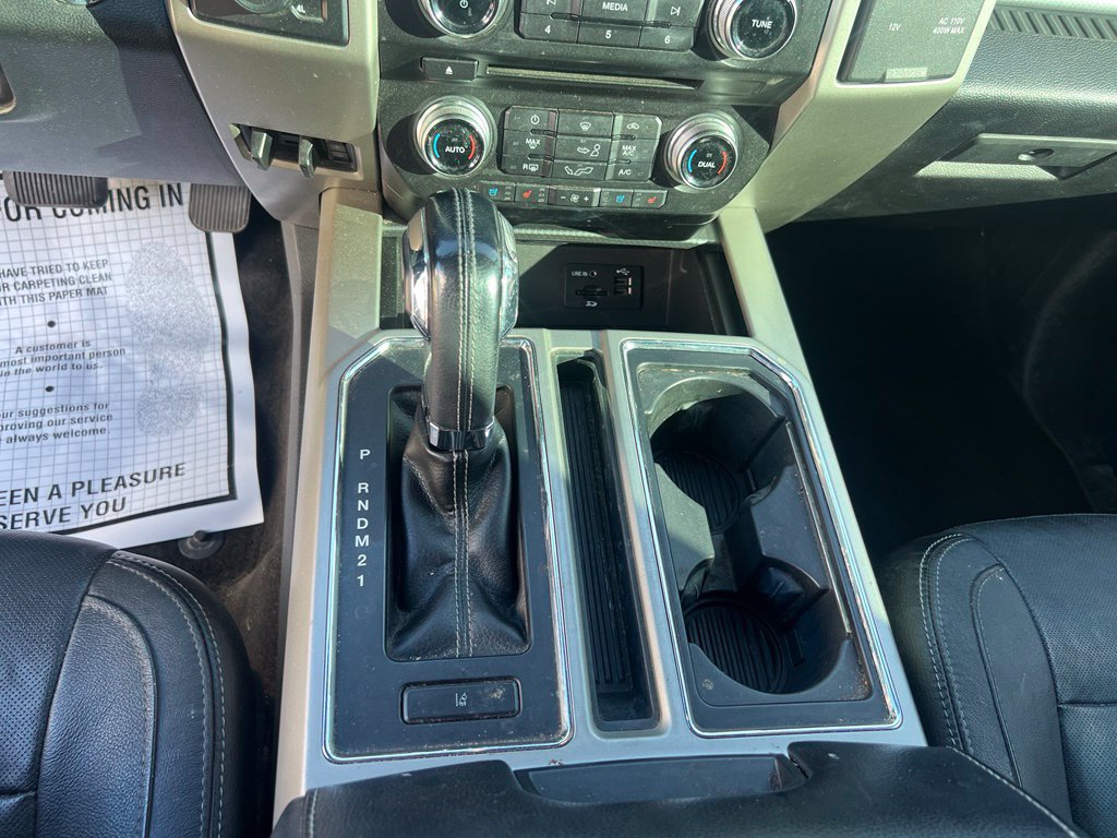 Used 2015 Ford F150 Lariat w/ Equipment Group 502A Luxury AWD/4WD image 21