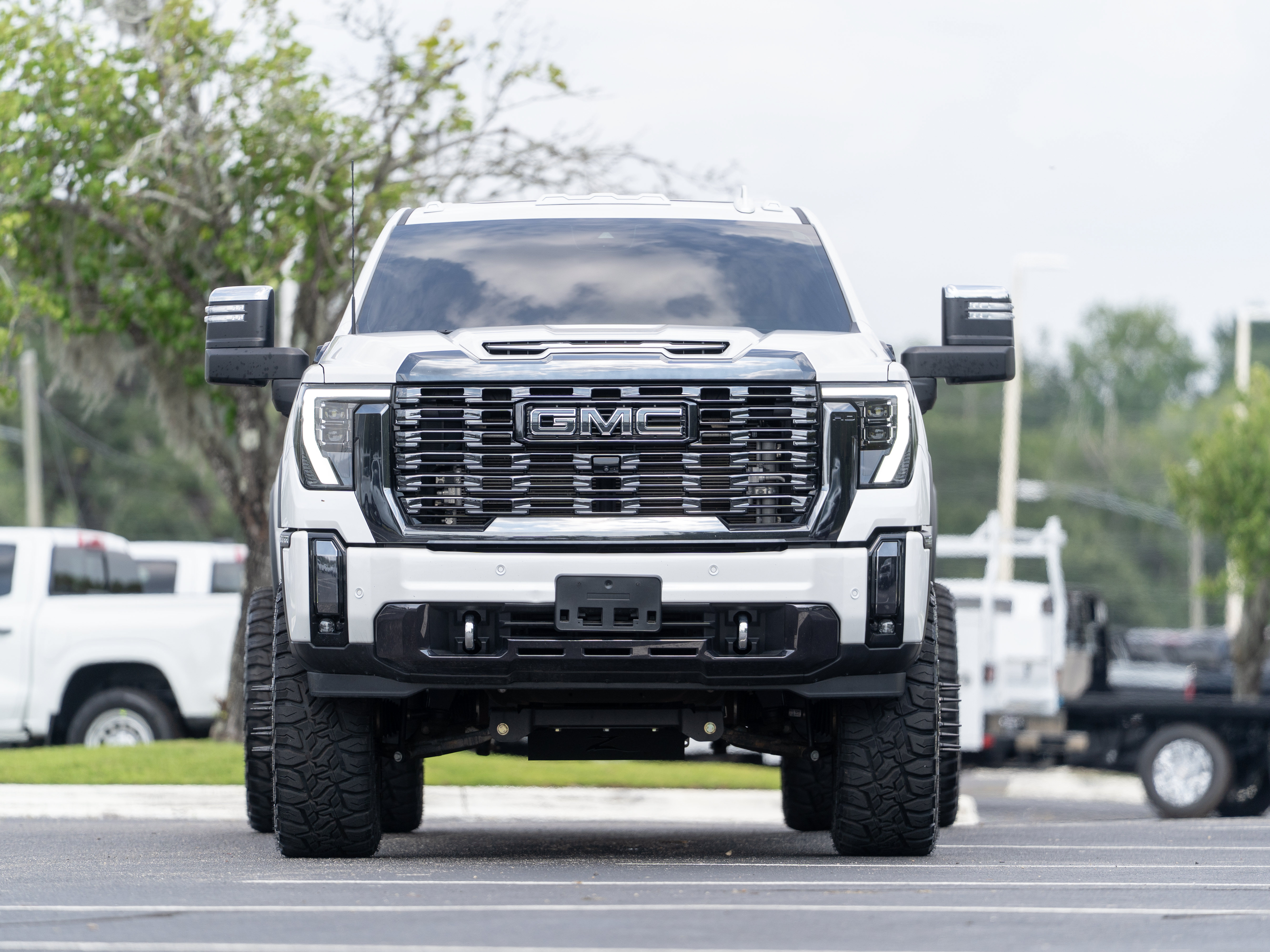 Used 2024 GMC Sierra 3500 Denali Ultimate AWD/4WD image 33