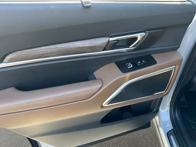 Used 2022 Kia Telluride SX w/ SX Prestige Package AWD/4WD image 11