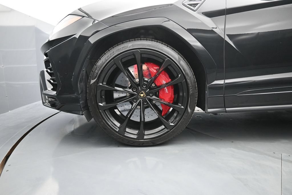 Used 2022 Lamborghini Urus AWD/4WD image 4