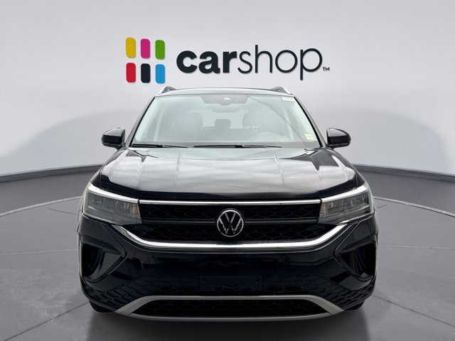 Used 2024 Volkswagen Taos SE AWD/4WD image 8
