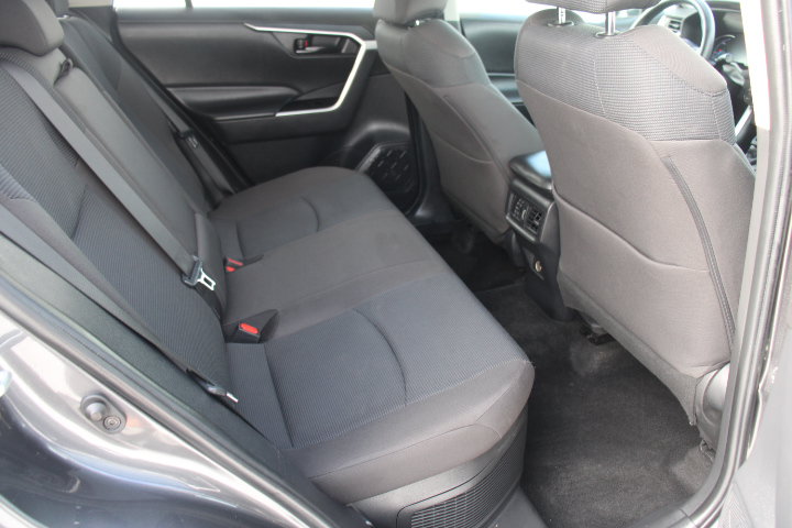 Certified 2024 Toyota RAV4 LE AWD/4WD image 17