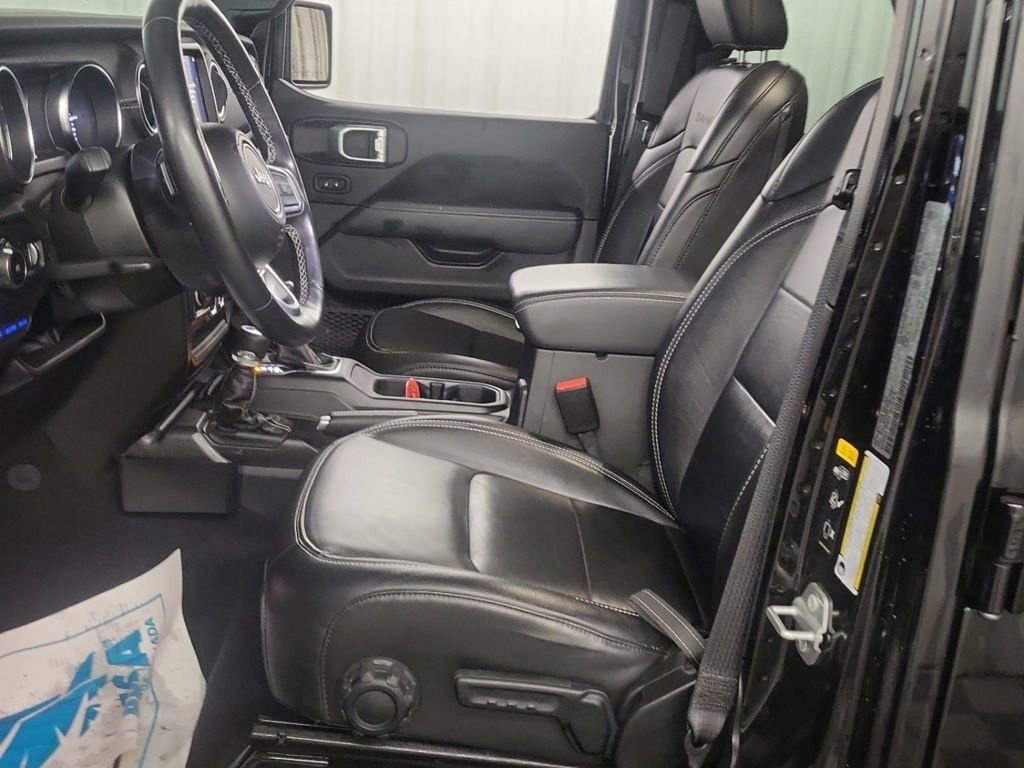 Used 2023 Jeep Wrangler Unlimited Sahara w/ Cold Weather Group image 9