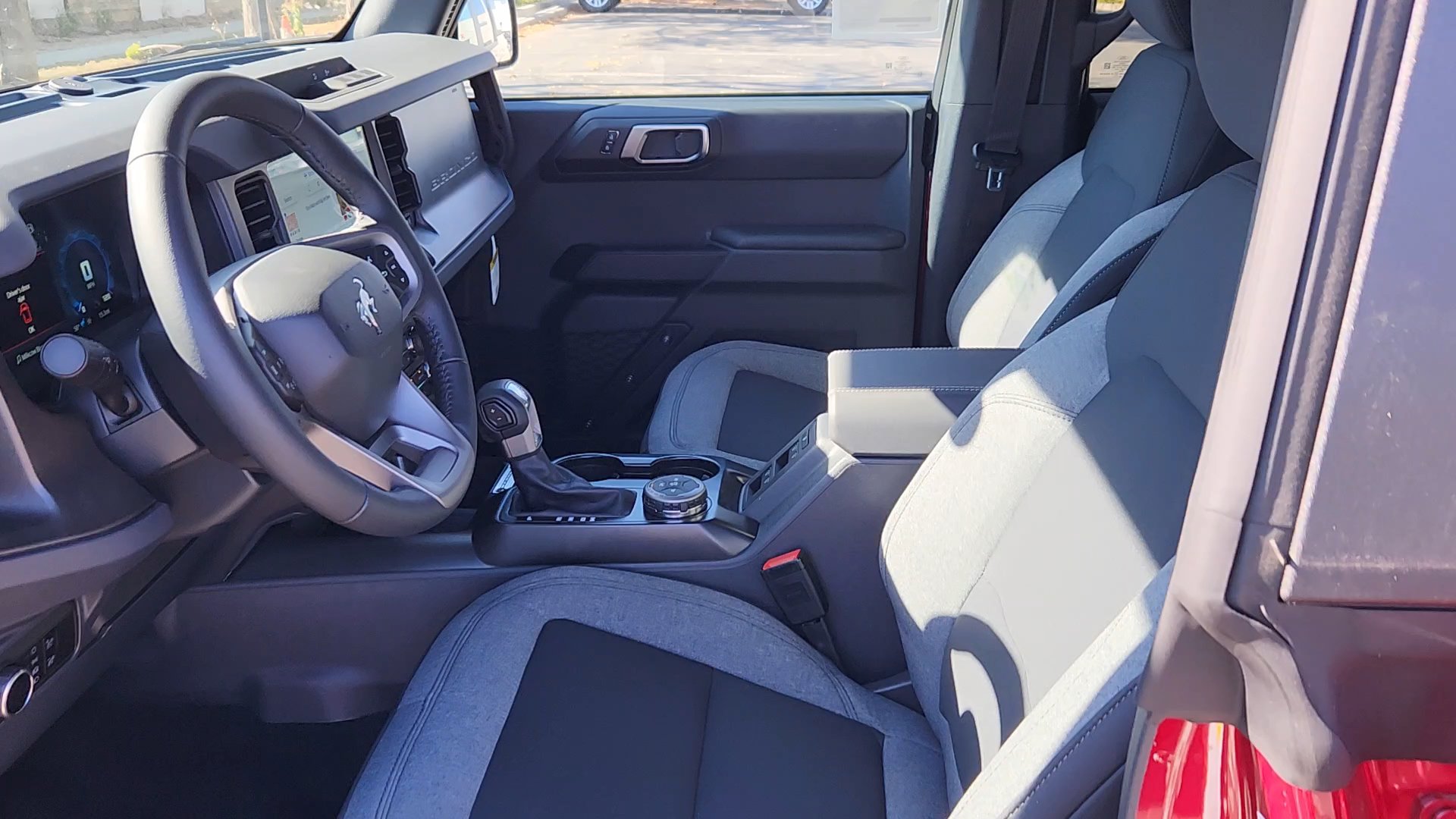 New 2025 Ford Bronco Big Bend image 17