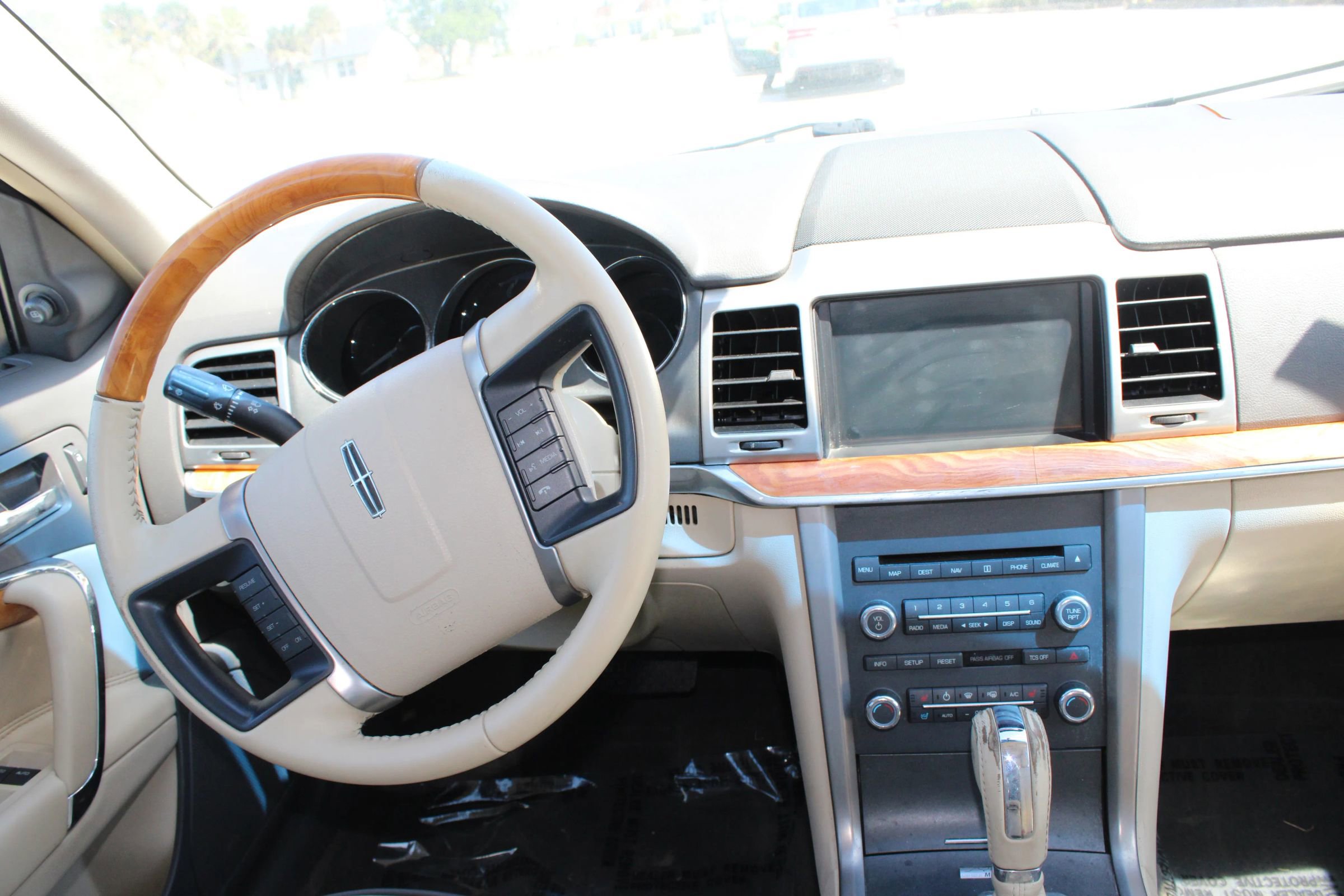 Used 2012 Lincoln MKZ AWD image 7
