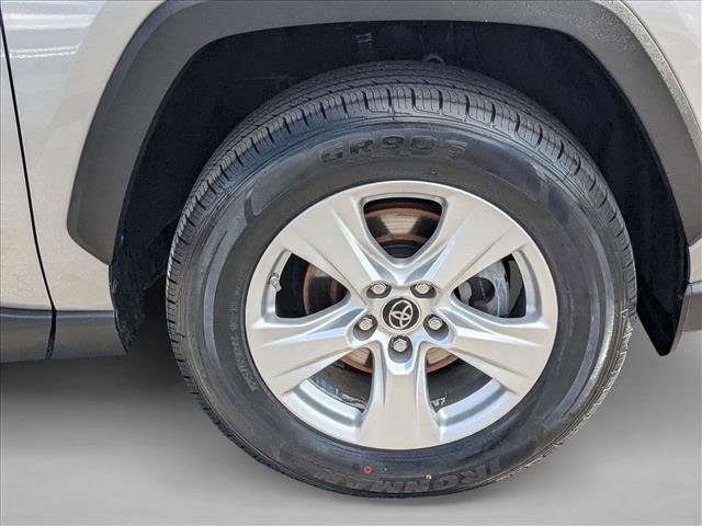 Used 2019 Toyota RAV4 XLE w/ Convenience Package image 23