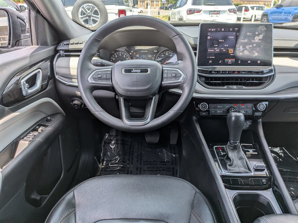 Used 2023 Jeep Compass Limited AWD/4WD image 24