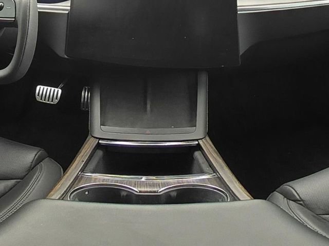 Used 2022 Tesla Model S image 23