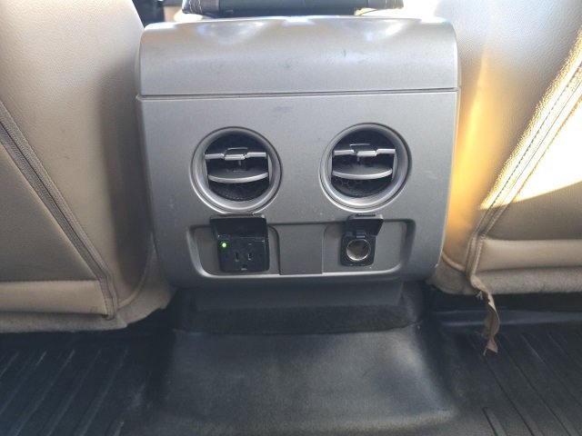 Used 2012 Ford F150 Lariat w/ Lariat Chrome Pkg image 7