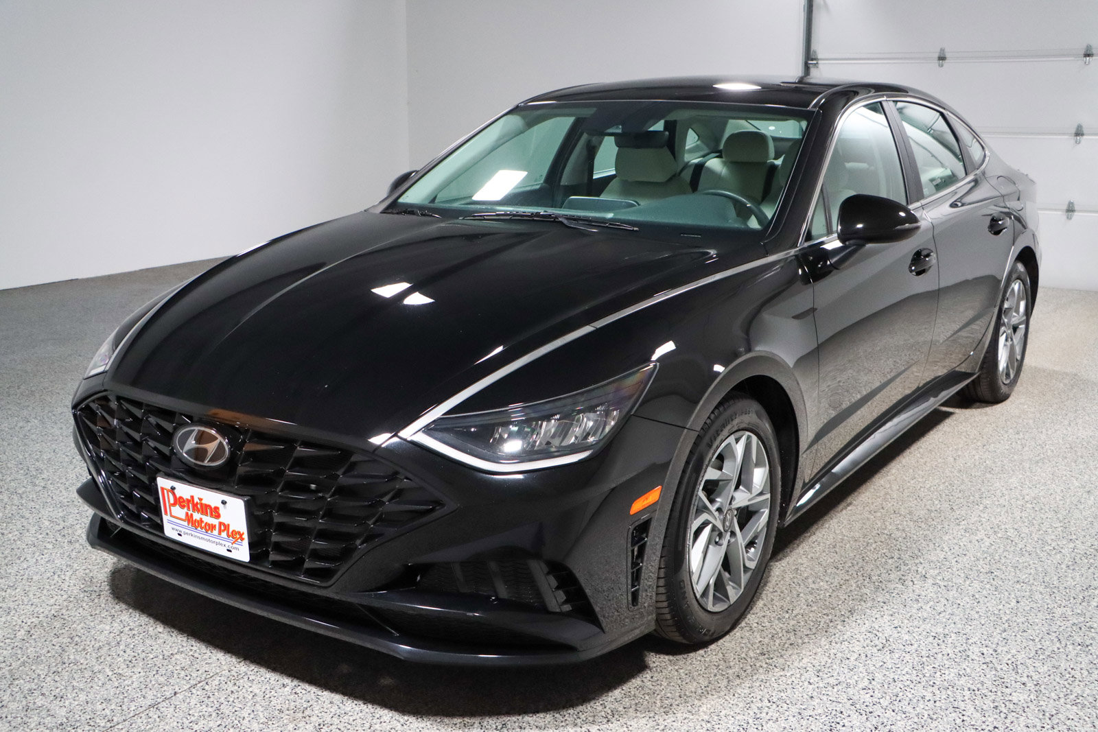 Used 2023 Hyundai Sonata SEL w/ Cargo Package image 29