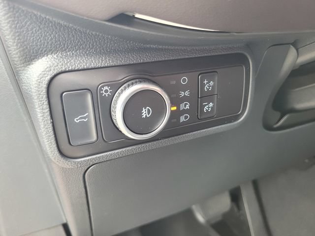 Used 2025 Ford Explorer Platinum AWD/4WD image 17