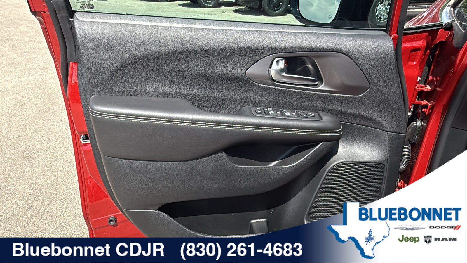 New 2026 Chrysler Voyager LX FWD image 13