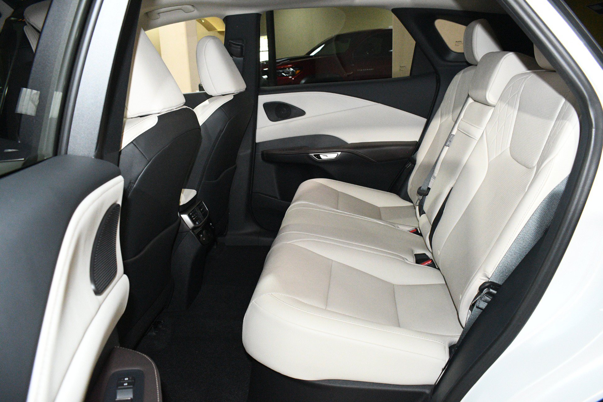 Used 2025 Lexus RX 350 Premium Plus w/ Convenience Package FWD image 47