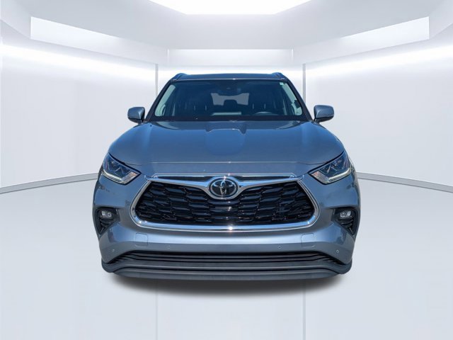 Used 2021 Toyota Highlander Limited image 9