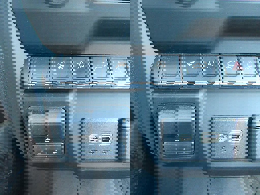 Certified 2024 Chevrolet Silverado 1500 Custom Trail Boss w/ LPO, Dark Essentials Package image 32