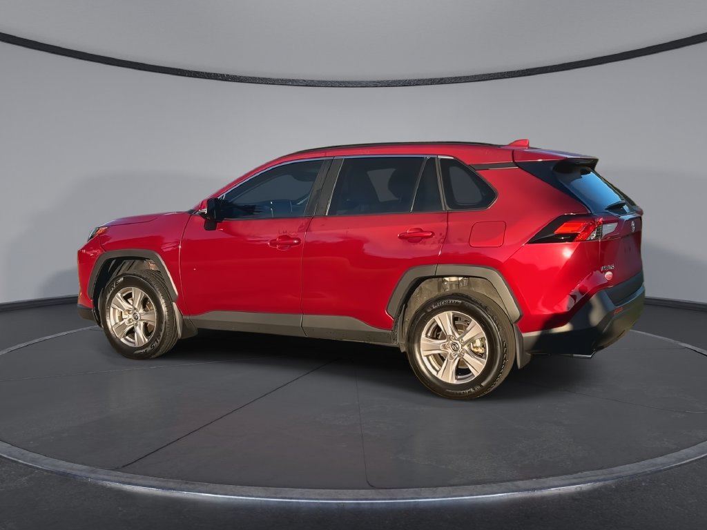 Used 2025 Toyota RAV4 XLE w/ Convenience Package FWD image 6