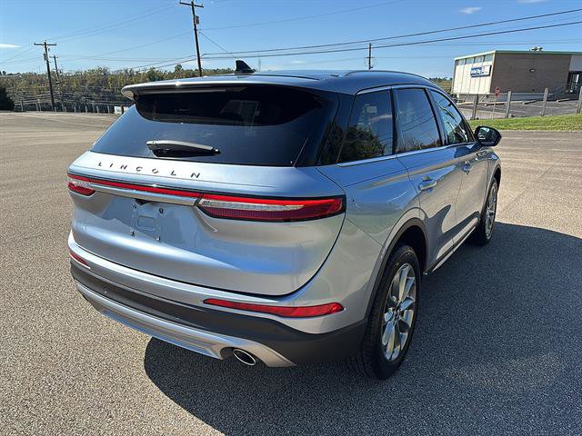 Used 2022 Lincoln Corsair AWD w/ Premium Package image 4