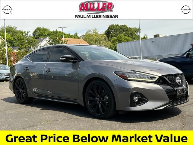 Certified 2023 Nissan Maxima SR w/ Sport Mat Group