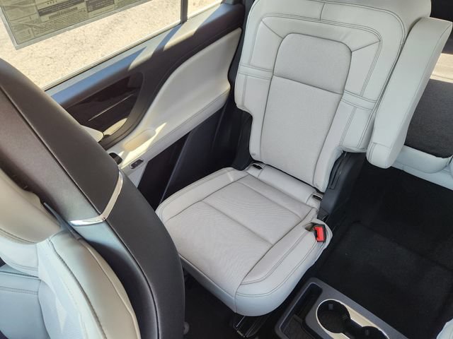 New 2026 Lincoln Aviator Reserve w/ Luxury Package AWD/4WD image 13