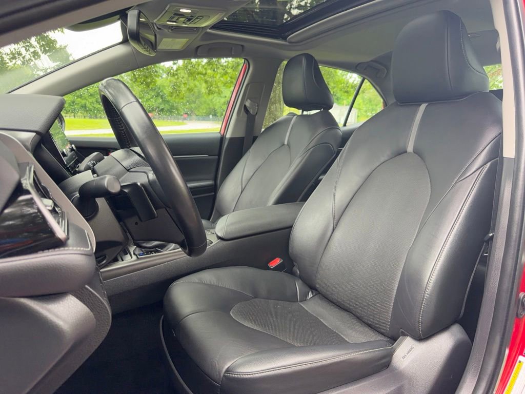 Used 2021 Toyota Camry XSE FWD image 24