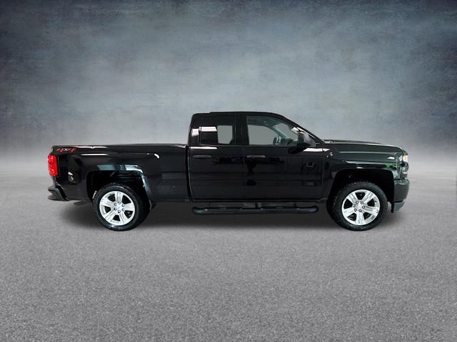 Used 2019 Chevrolet Silverado 1500 Custom w/ Custom Convenience Package image 5