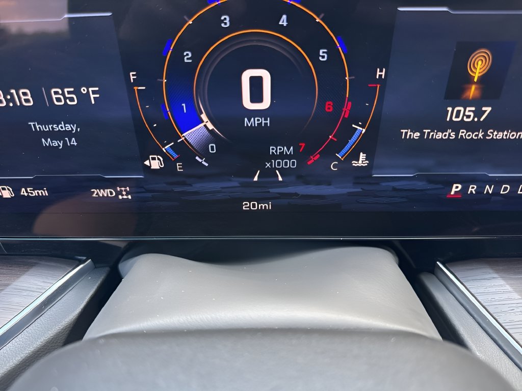 Used 2026 Chevrolet Tahoe Premier AWD/4WD image 53