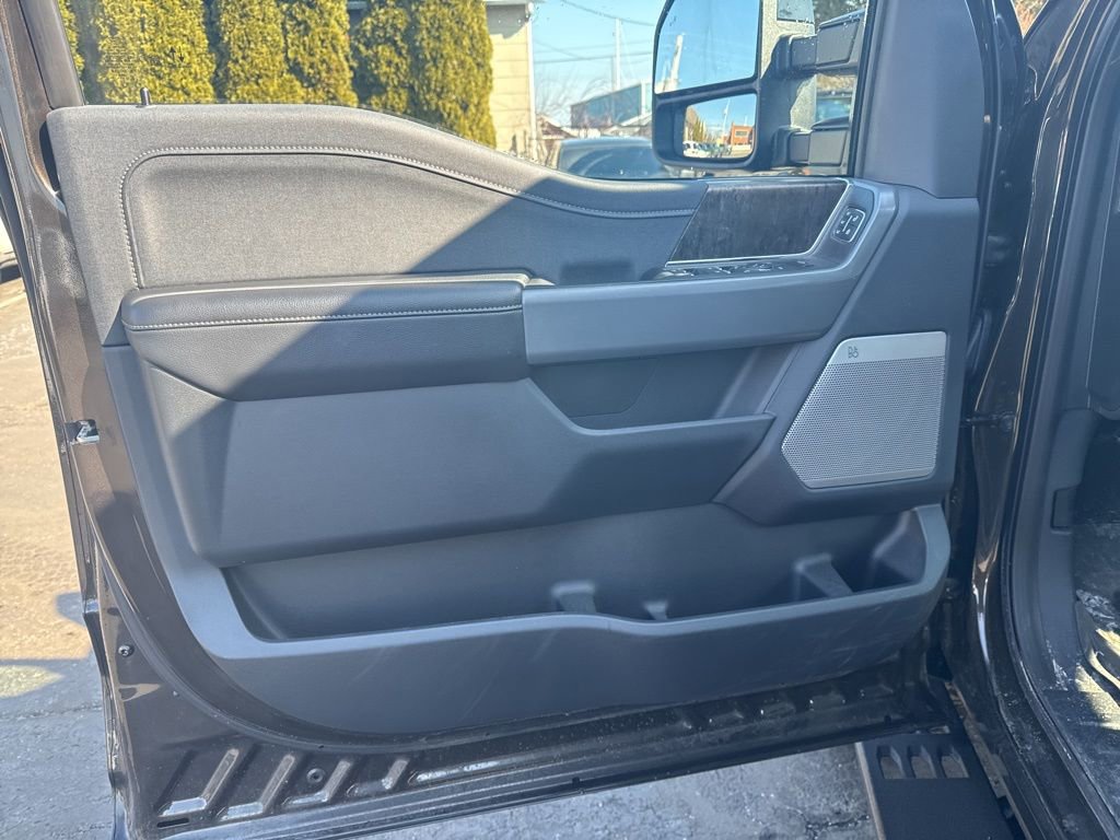 Certified 2024 Ford F250 Lariat w/ Tremor Off-Road Package image 16