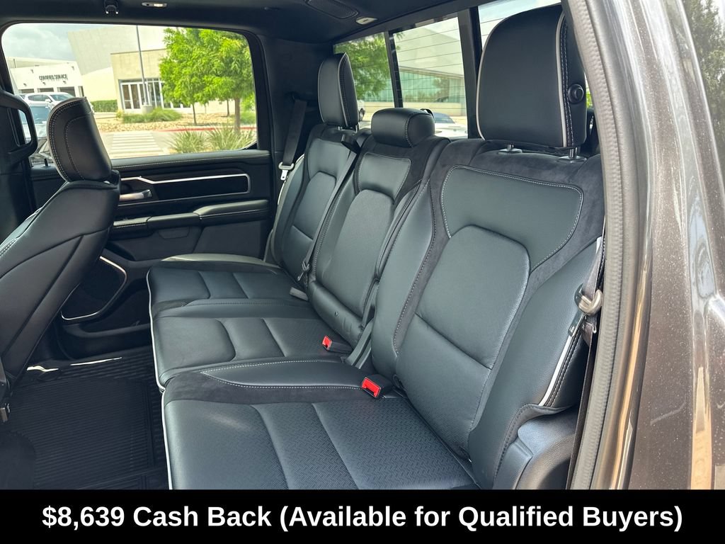 New 2026 RAM 1500 Laramie AWD/4WD image 33