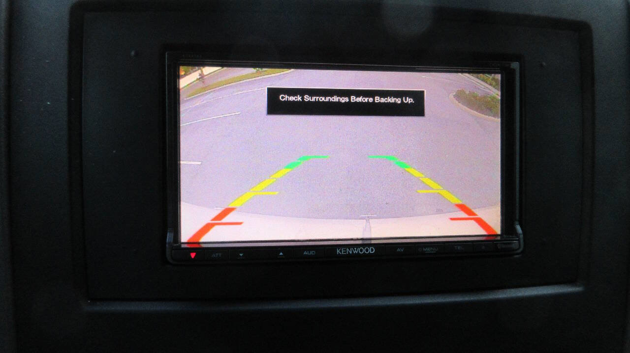 Used 2011 Freightliner Sprinter 2500 image 33