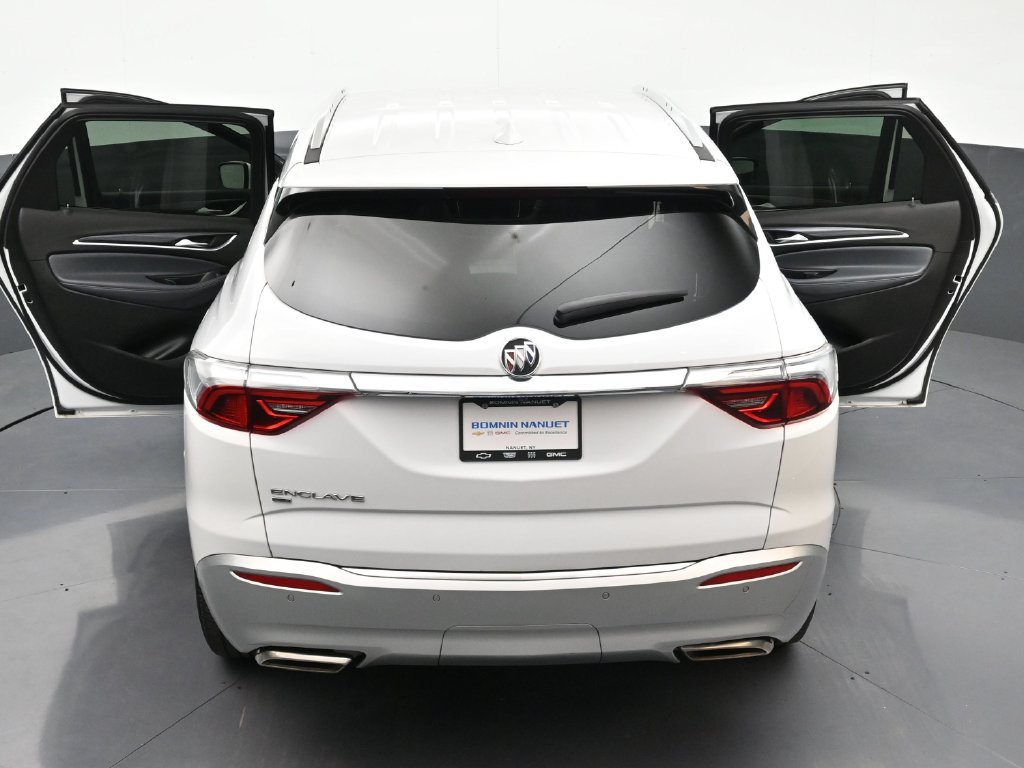 Certified 2024 Buick Enclave Essence AWD/4WD image 36