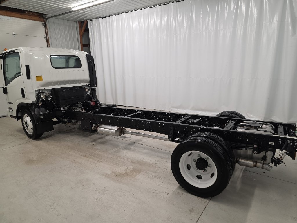 New 2026 Isuzu NPR image 12