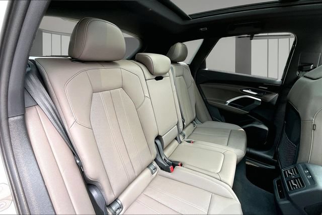 Used 2025 Audi Q5 Premium AWD/4WD image 25