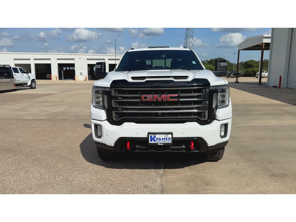 Used 2022 GMC Sierra 2500 AT4 w/ AT4 Preferred Package AWD/4WD image 3