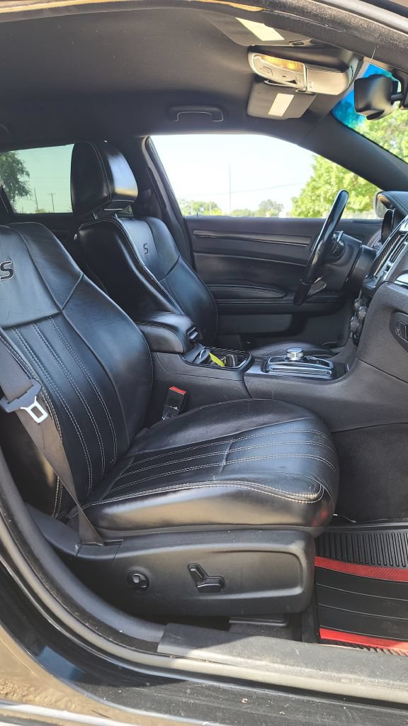 Used 2016 Chrysler 300 S AWD/4WD image 10
