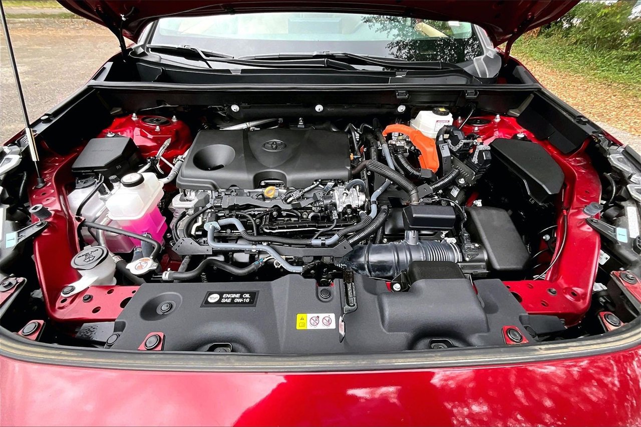 Used 2023 Toyota RAV4 LE image 27