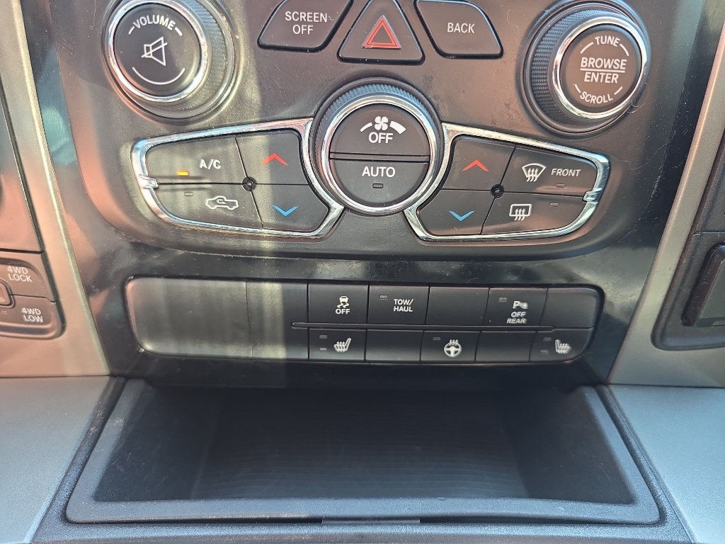 Used 2018 RAM 1500 Sport w/ Sport Premium Group AWD/4WD image 17