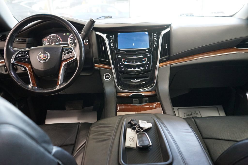 Used 2015 Cadillac Escalade Premium AWD/4WD image 47