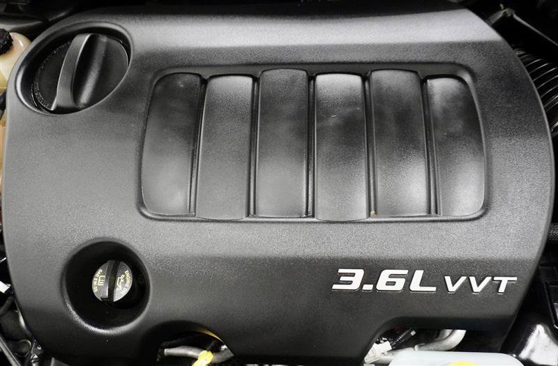 Used 2015 Dodge Journey R/T FWD image 36